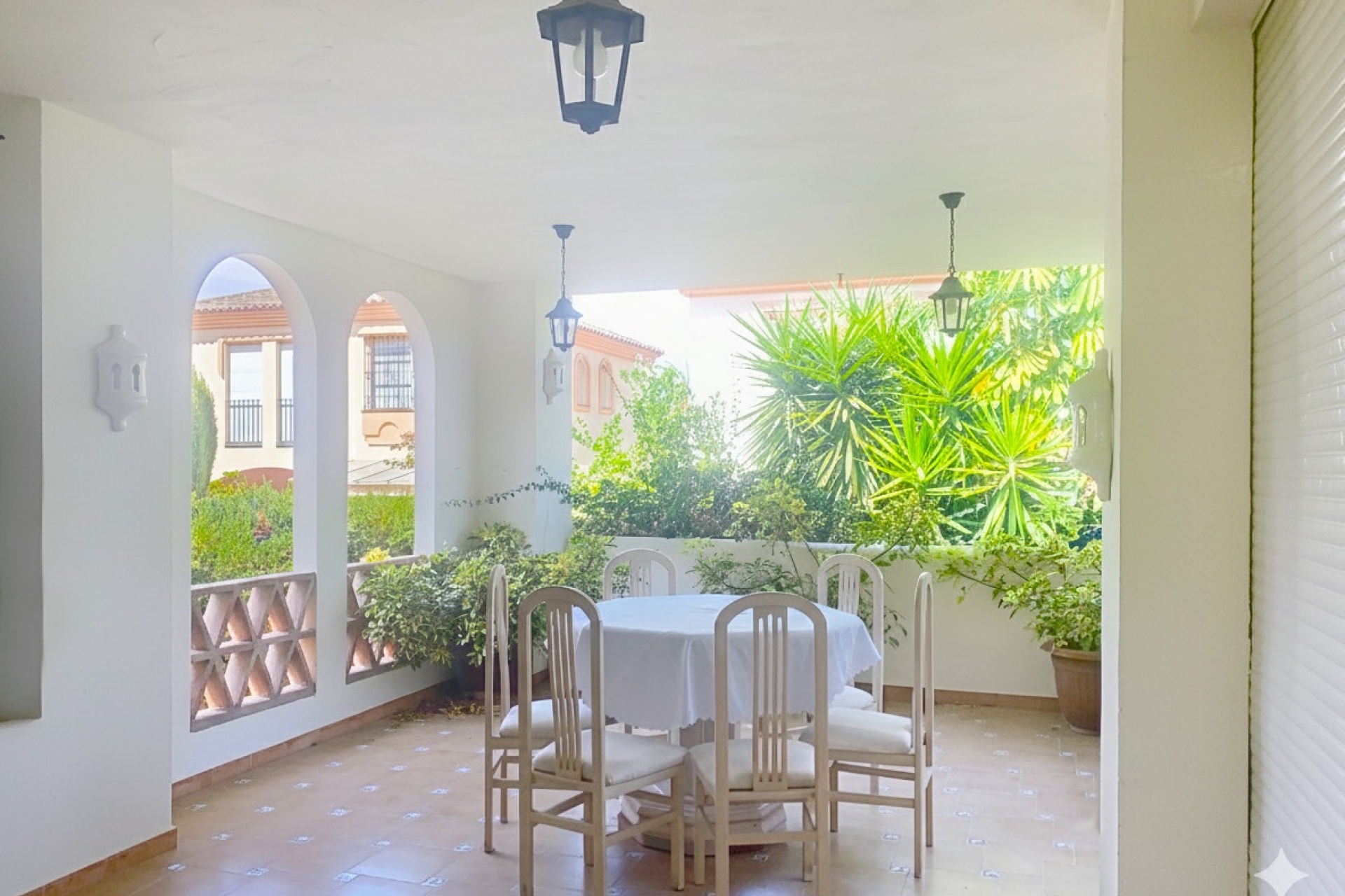 Resale - Villa - Marbella - Guadalmina Alta