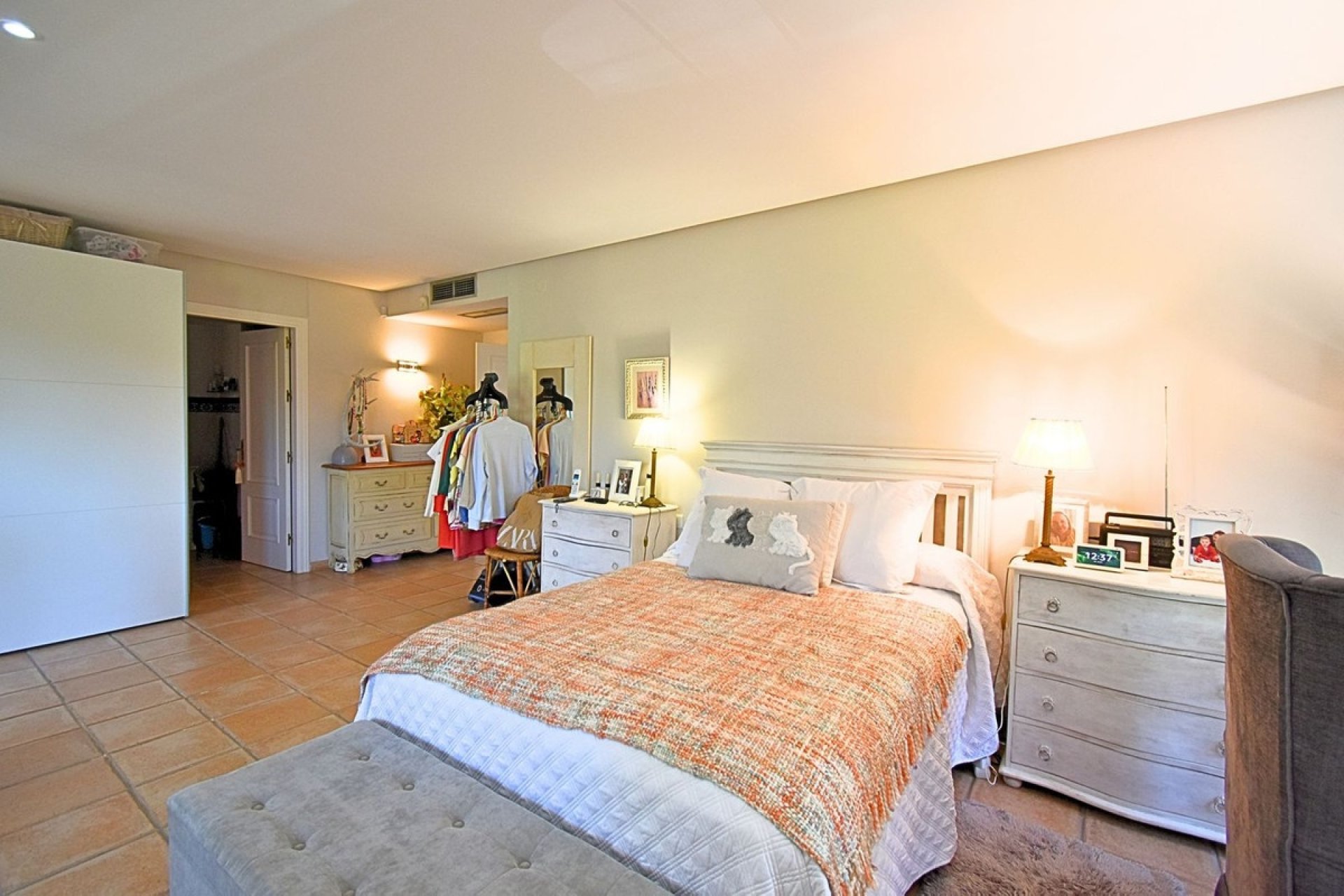 Resale - Villa - Marbella - Guadalmina Alta
