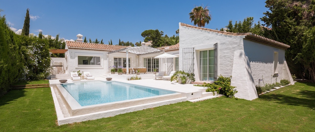 Resale - Villa - Marbella - Guadalmina Alta