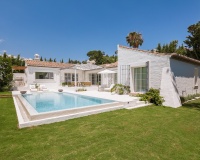 Resale - Villa - Marbella - Guadalmina Alta