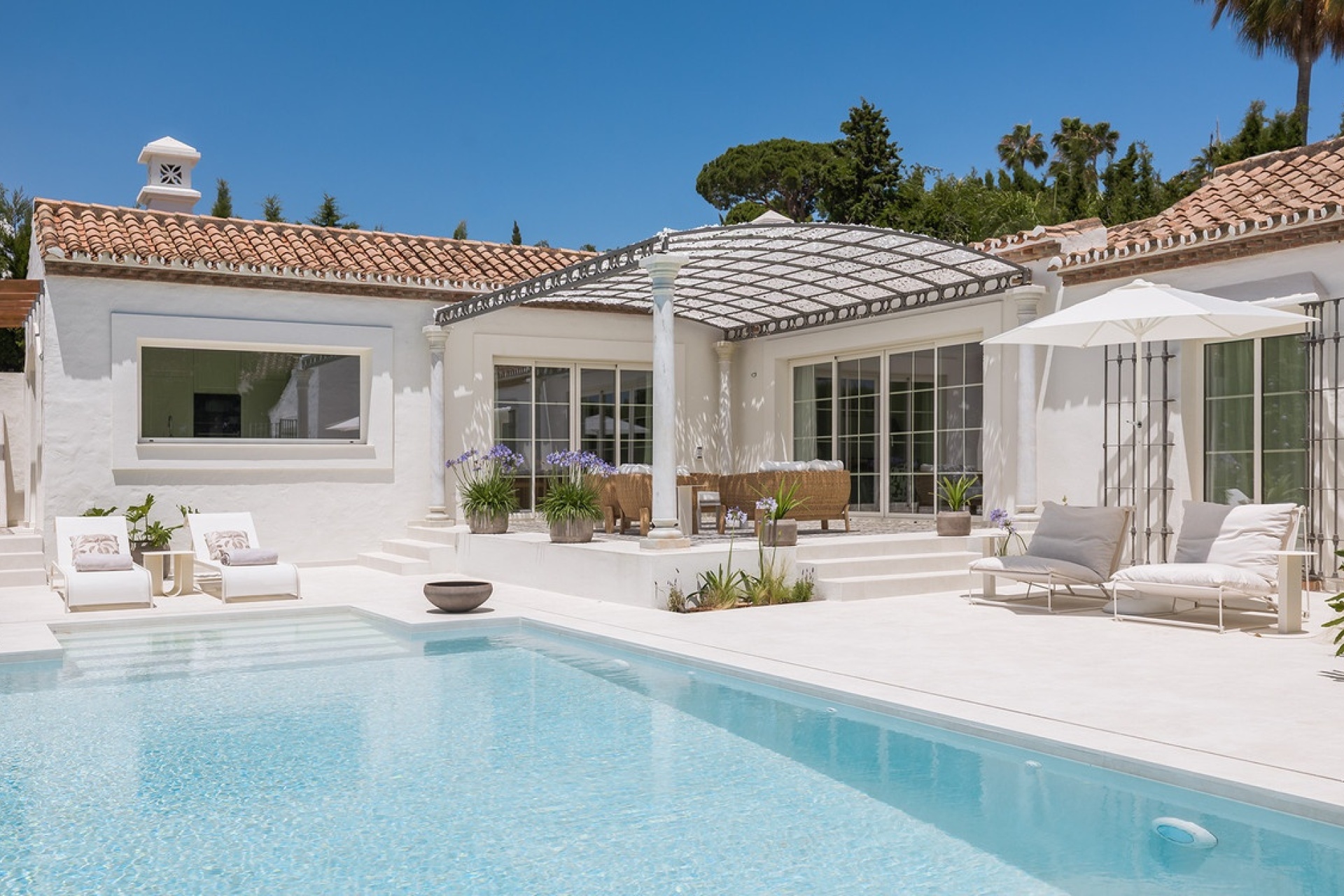 Resale - Villa - Marbella - Guadalmina Alta