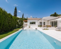 Resale - Villa - Marbella - Guadalmina Alta