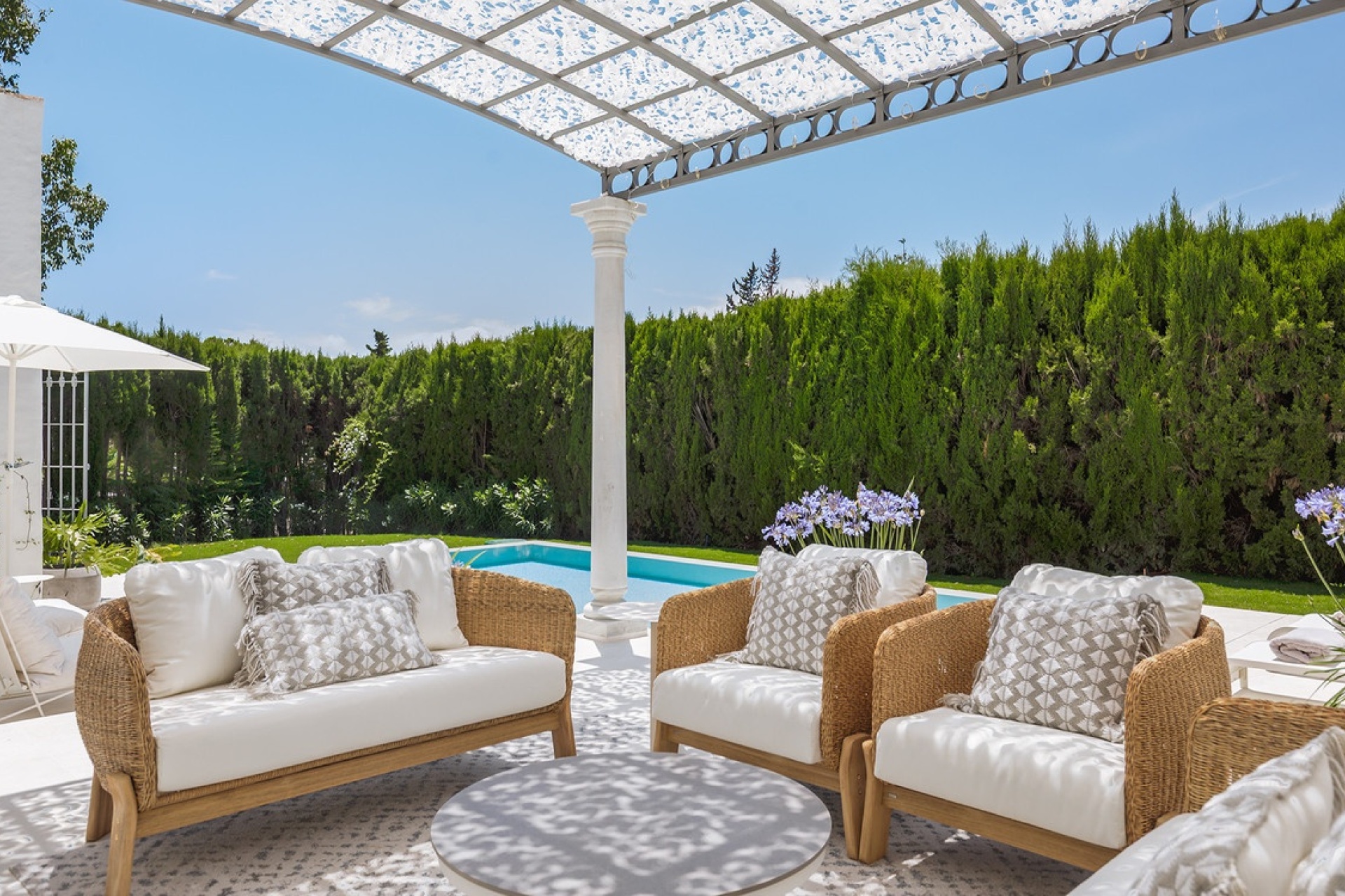 Resale - Villa - Marbella - Guadalmina Alta