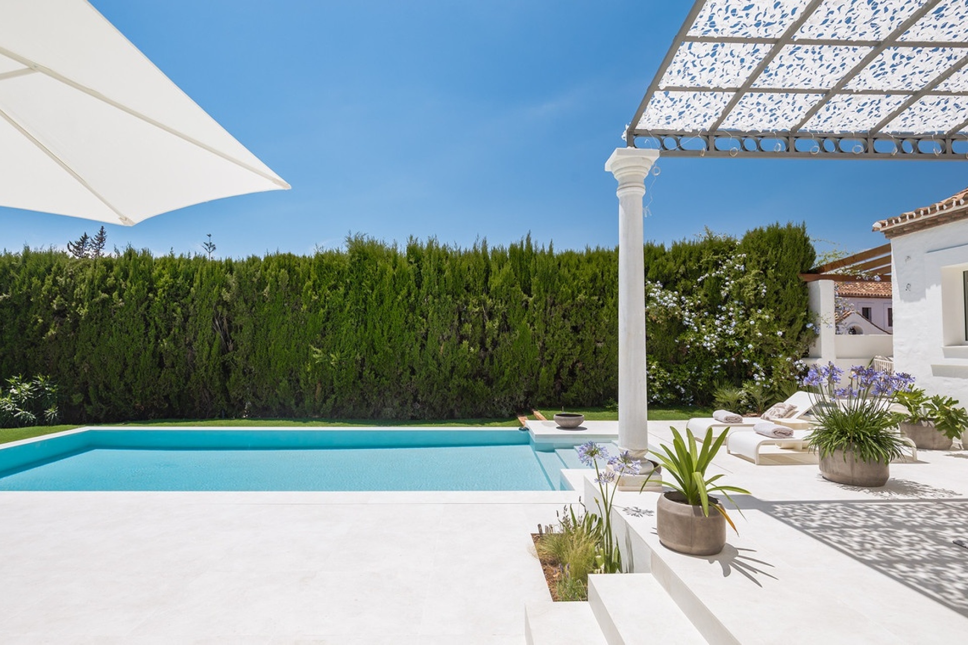 Resale - Villa - Marbella - Guadalmina Alta
