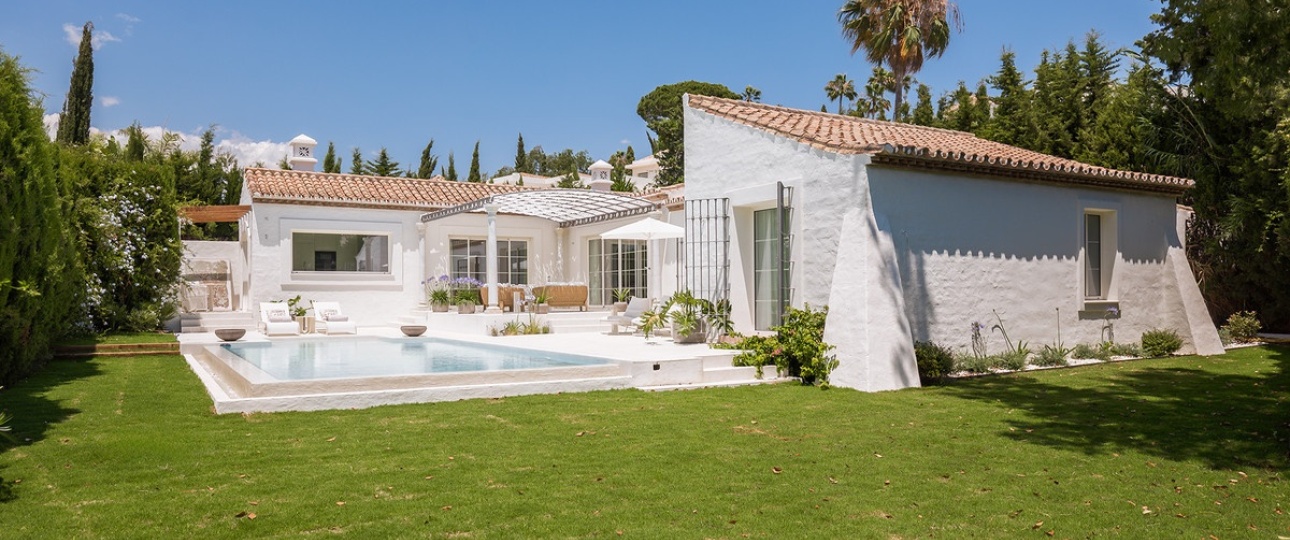 Resale - Villa - Marbella - Guadalmina Alta