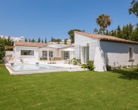 Resale - Villa - Marbella - Guadalmina Alta