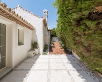 Resale - Villa - Marbella - Guadalmina Alta