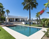 Resale - Villa - Marbella - Guadalmina Alta