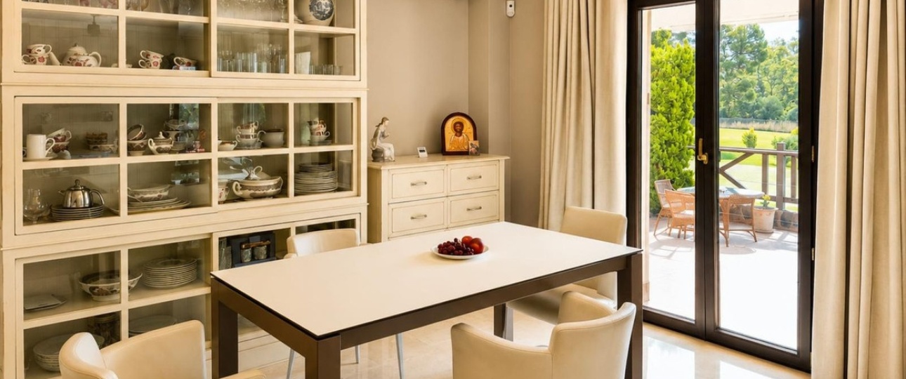 Resale - Villa - Marbella - Guadalmina Alta