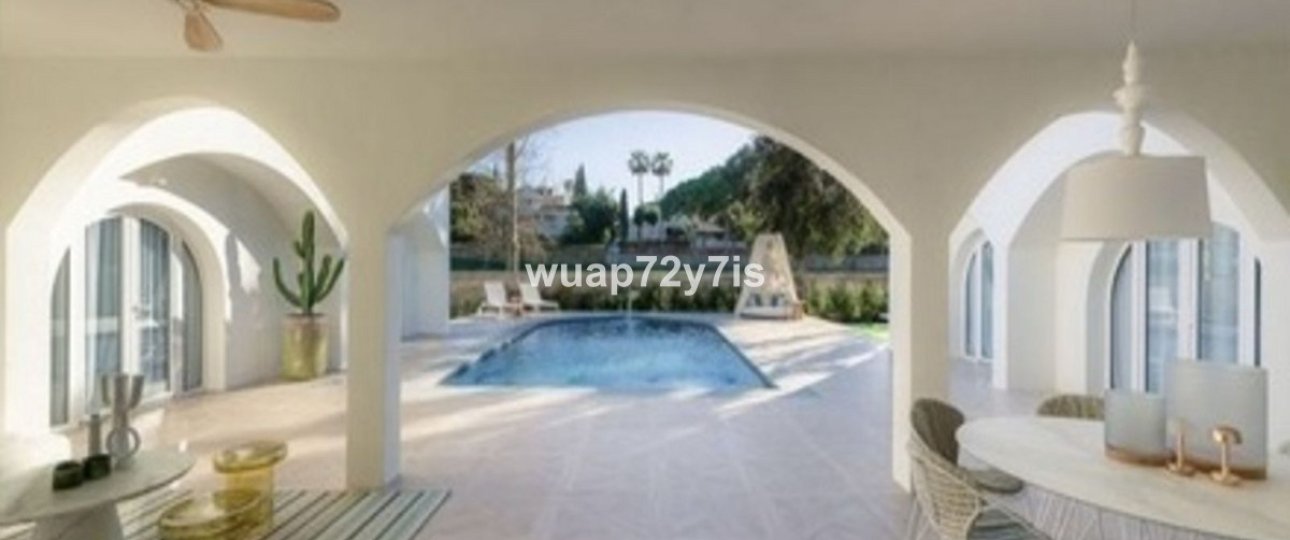 Resale - Villa - Marbella - Guadalmina Alta