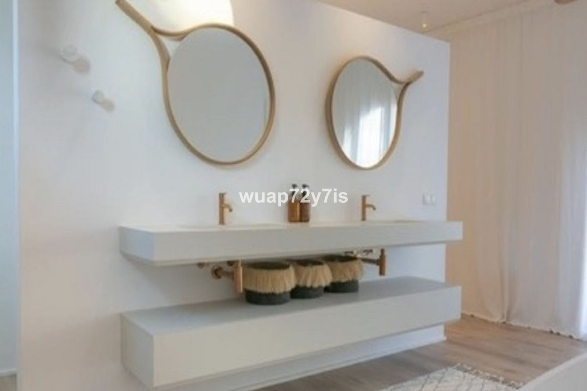 Resale - Villa - Marbella - Guadalmina Alta