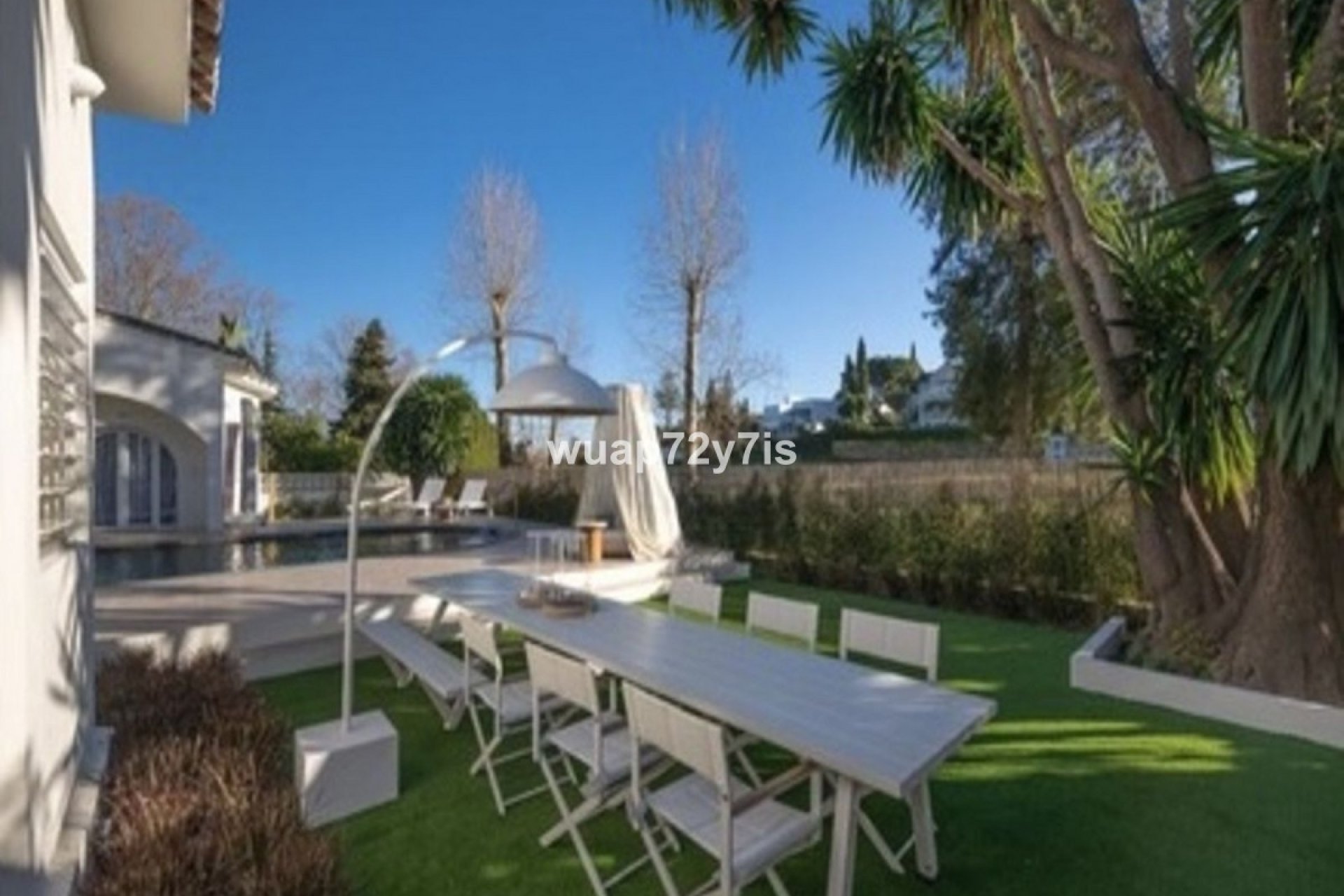 Resale - Villa - Marbella - Guadalmina Alta