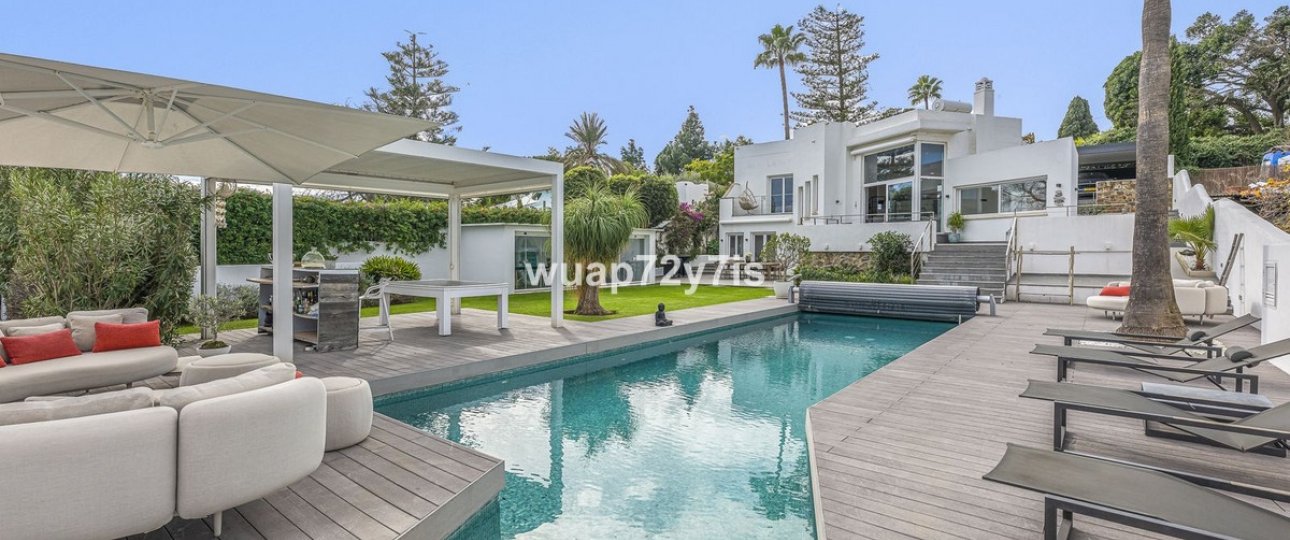 Resale - Villa - Marbella - Guadalmina Alta