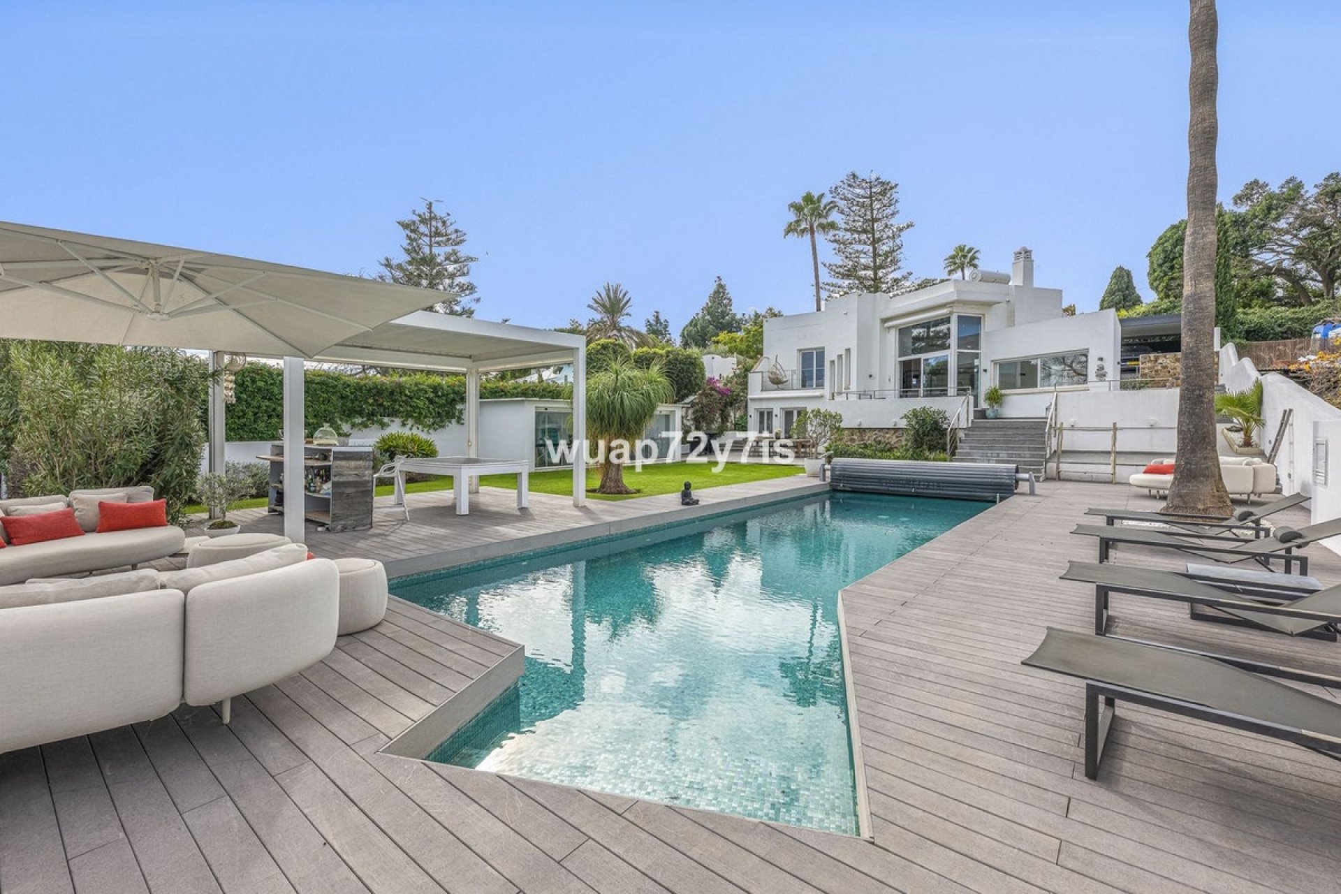Resale - Villa - Marbella - Guadalmina Alta