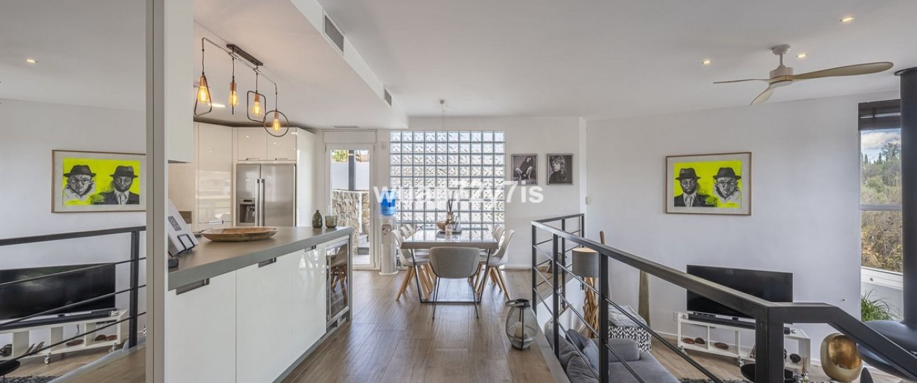 Resale - Villa - Marbella - Guadalmina Alta