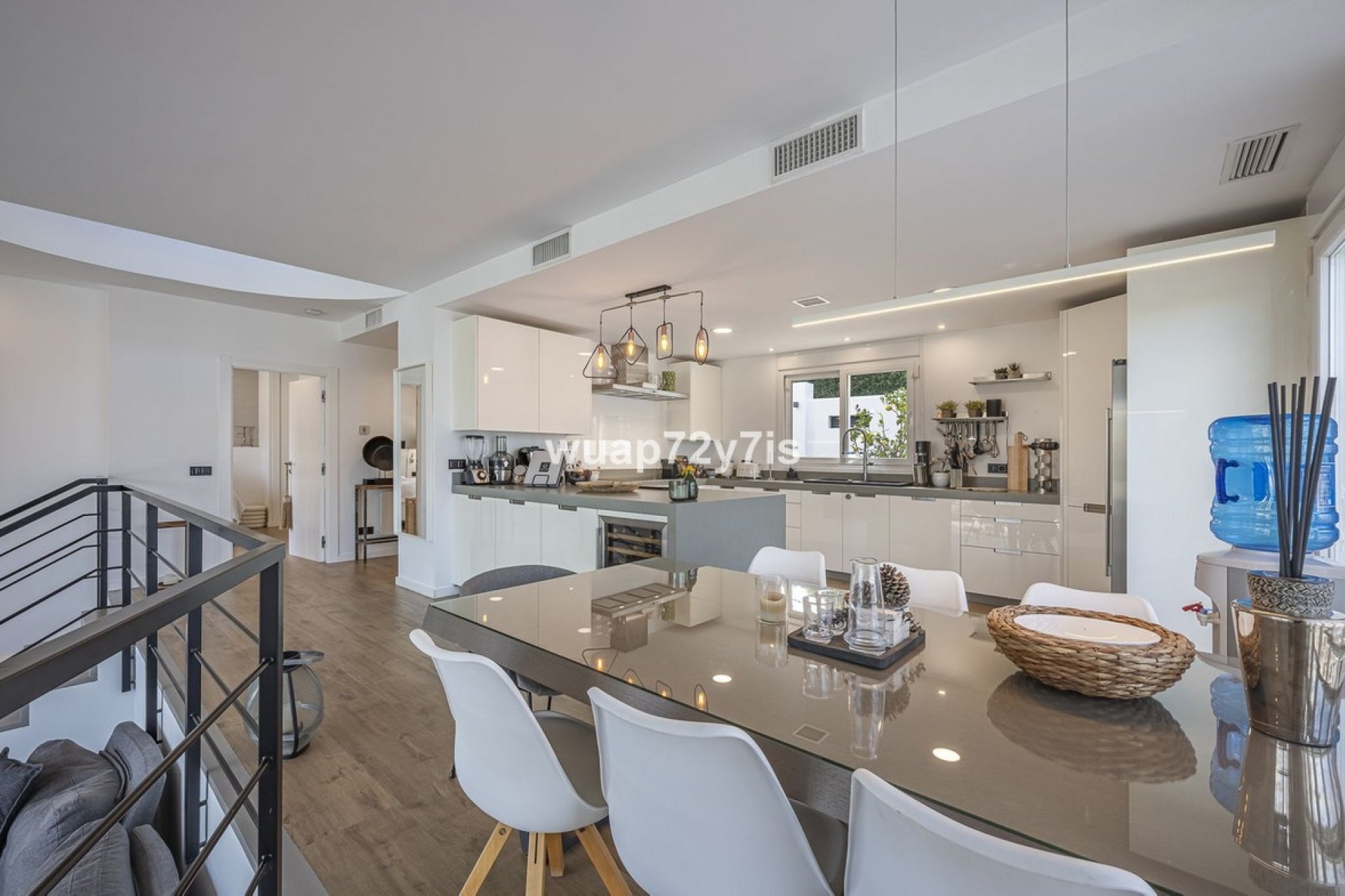 Resale - Villa - Marbella - Guadalmina Alta