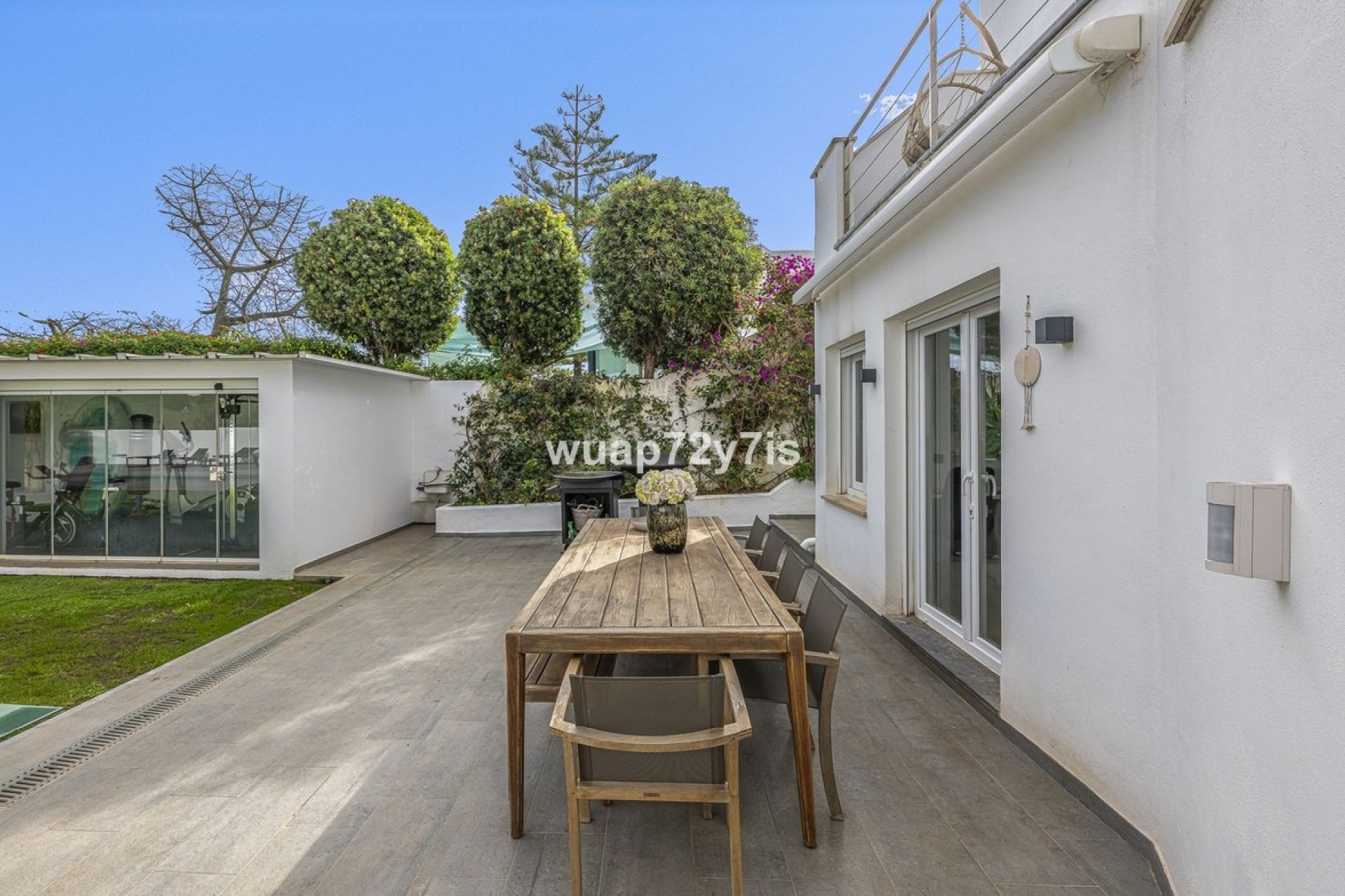 Resale - Villa - Marbella - Guadalmina Alta