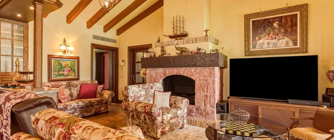Resale - Villa - Marbella - Guadalmina Alta