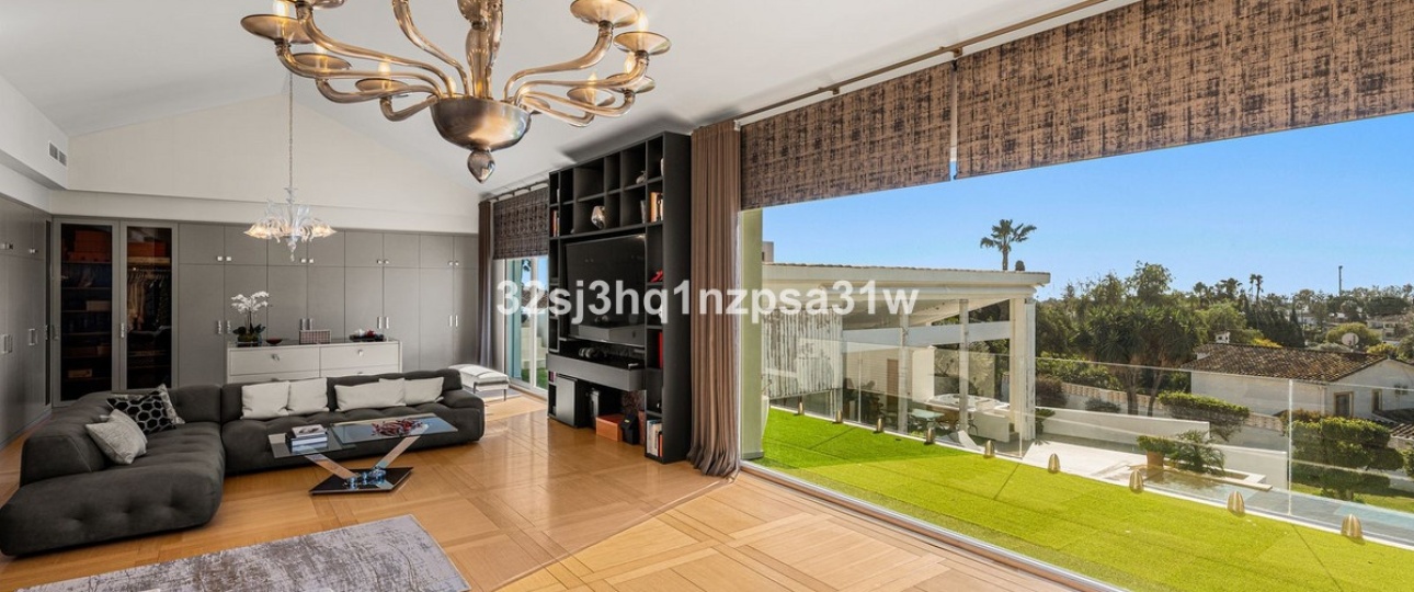 Resale - Villa - Marbella - Guadalmina Alta