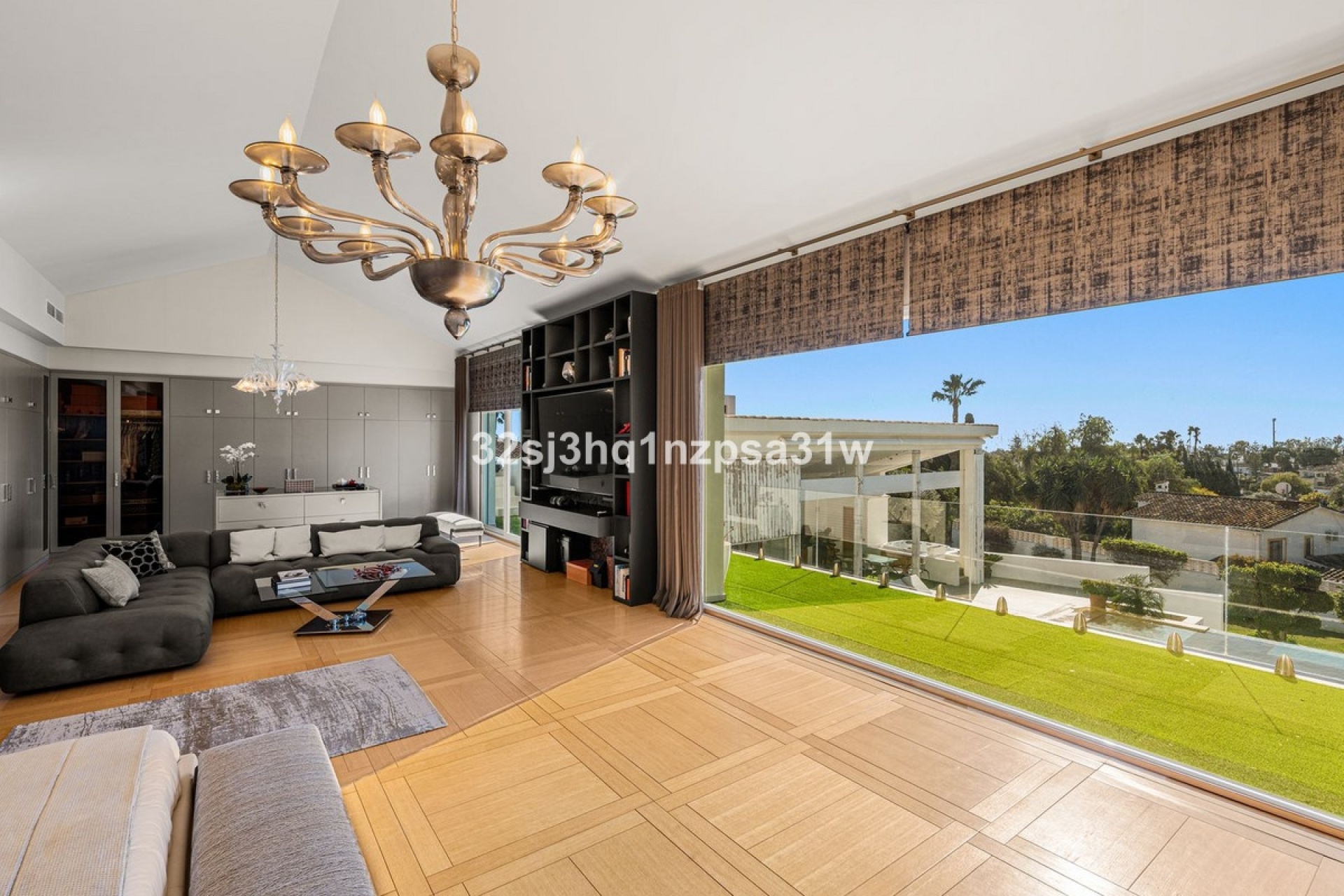 Resale - Villa - Marbella - Guadalmina Alta