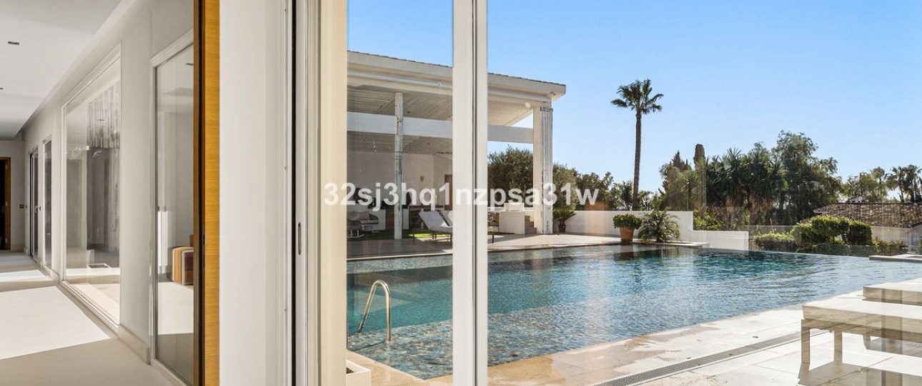 Resale - Villa - Marbella - Guadalmina Alta