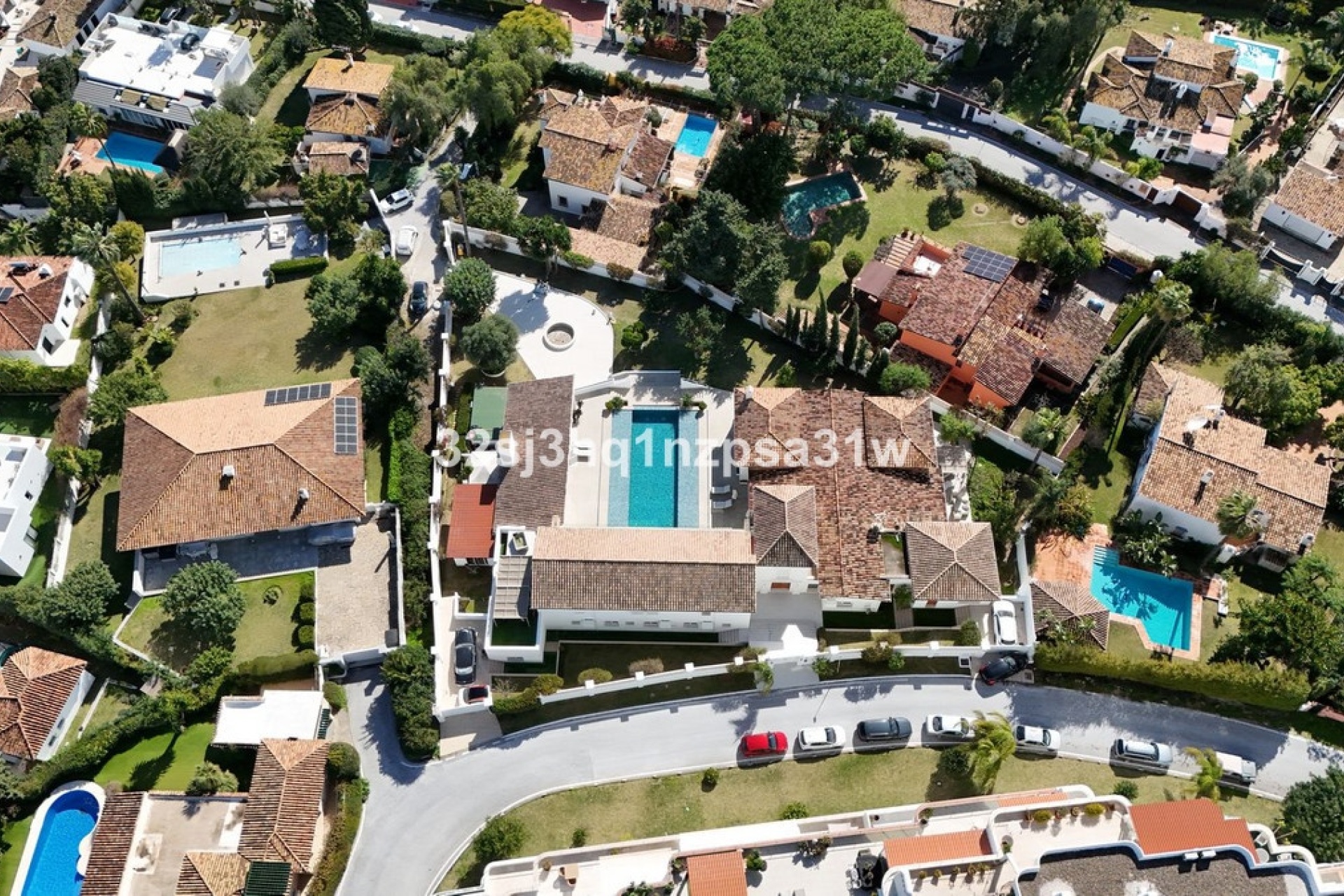 Resale - Villa - Marbella - Guadalmina Alta