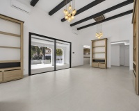 Resale - Villa - Marbella - Guadalmina Alta