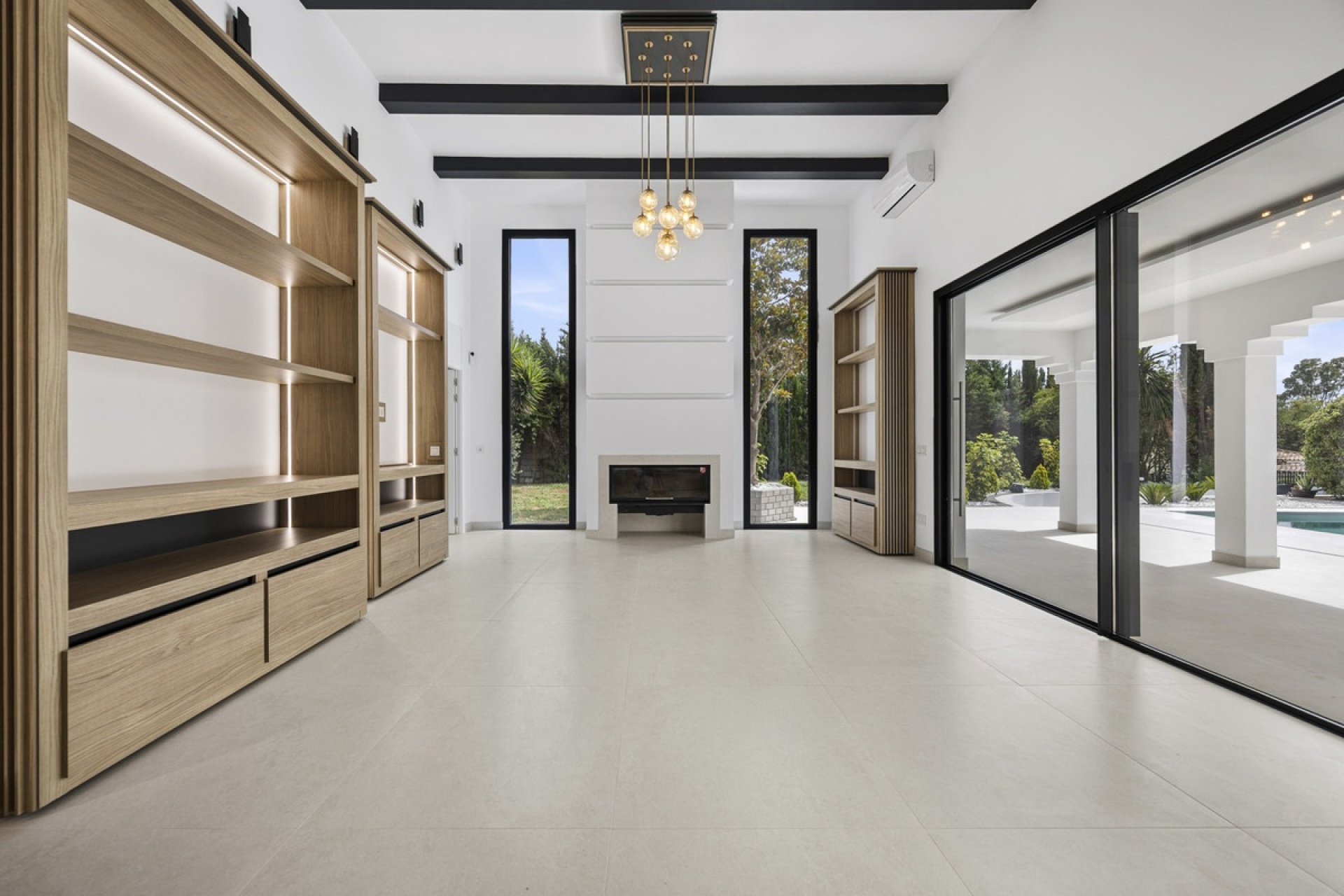 Resale - Villa - Marbella - Guadalmina Alta