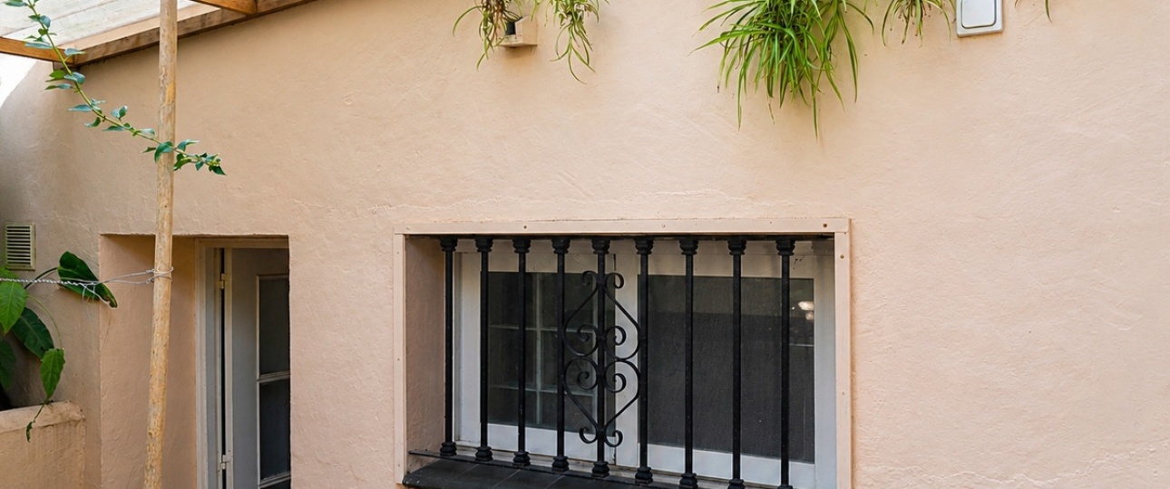 Resale - Villa - Marbella - Guadalmina Alta