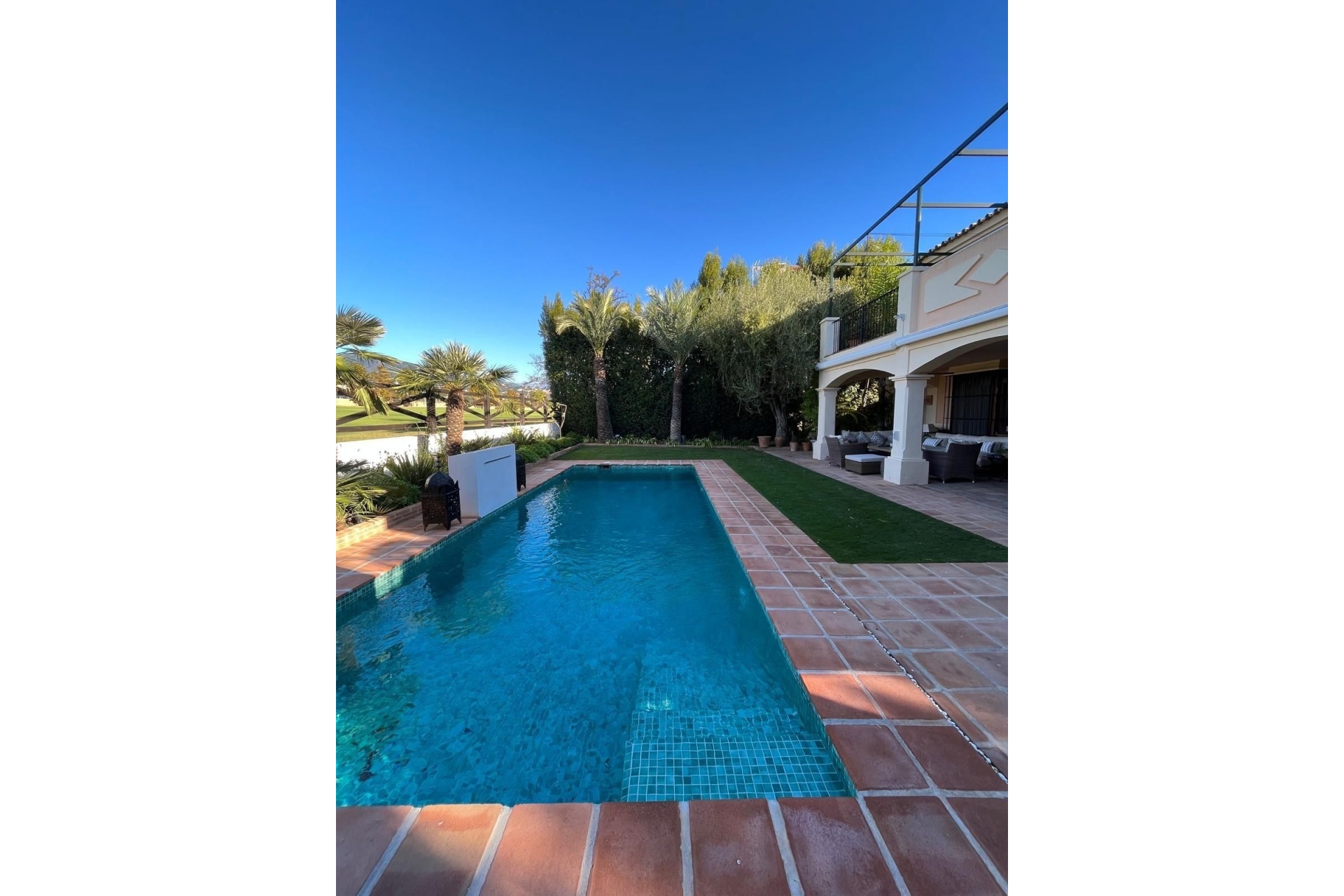 Resale - Villa - Marbella - Guadalmina Alta