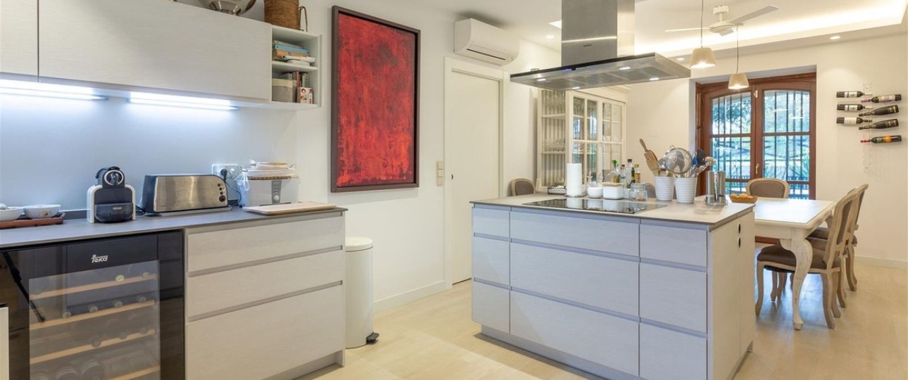 Resale - Villa - Marbella - Guadalmina Alta