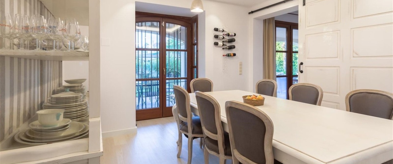 Resale - Villa - Marbella - Guadalmina Alta
