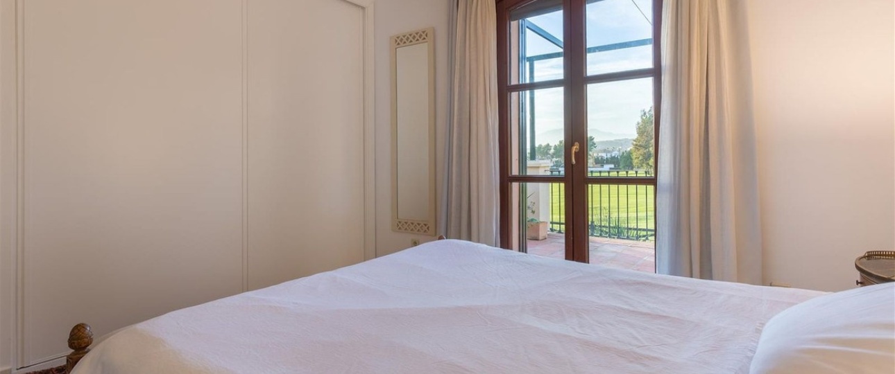 Resale - Villa - Marbella - Guadalmina Alta