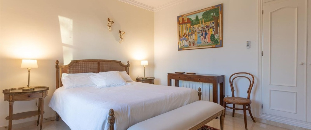 Resale - Villa - Marbella - Guadalmina Alta