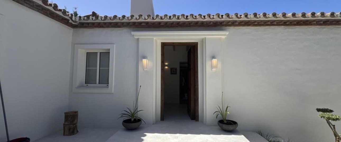 Resale - Villa - Marbella - Guadalmina Alta