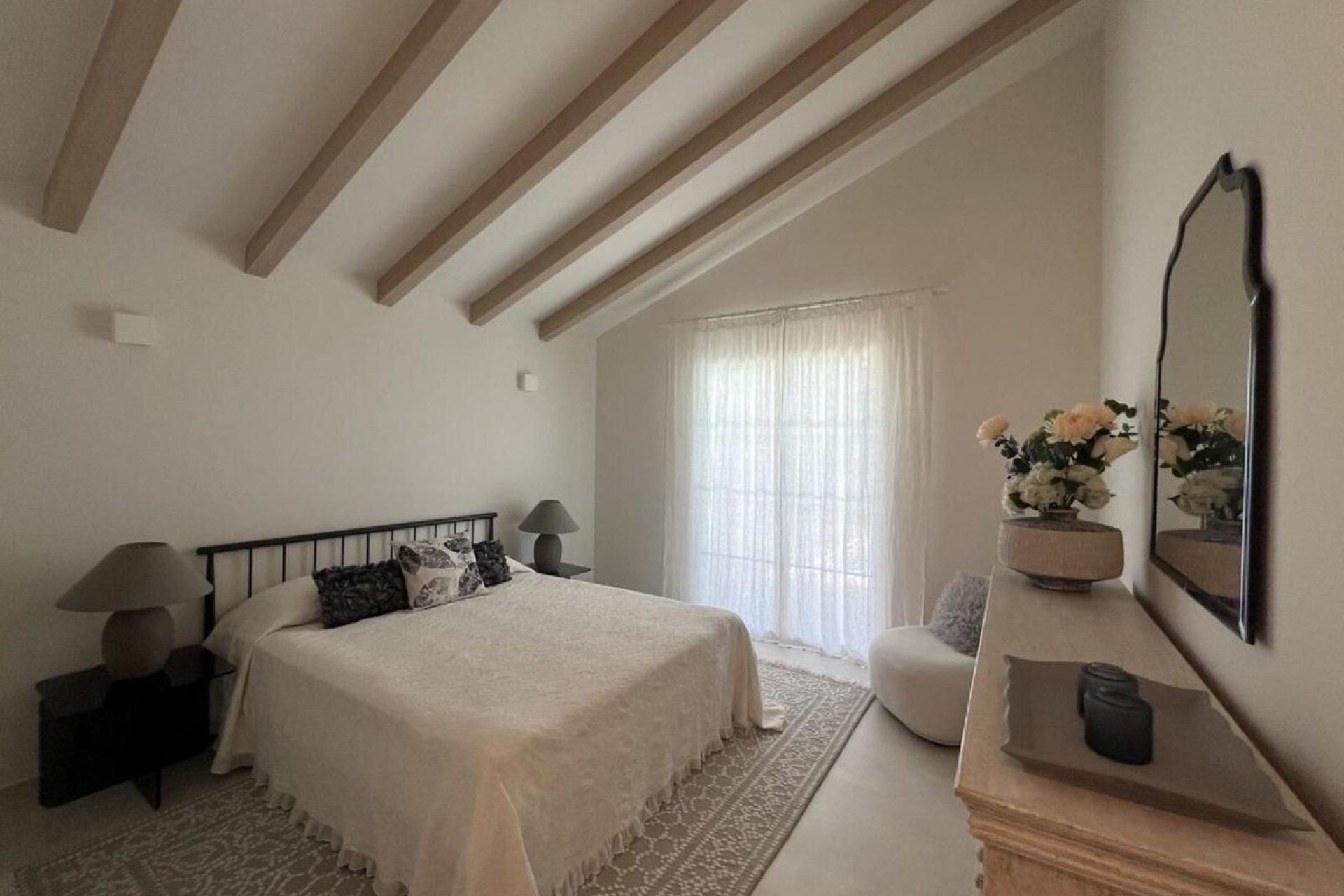 Resale - Villa - Marbella - Guadalmina Alta