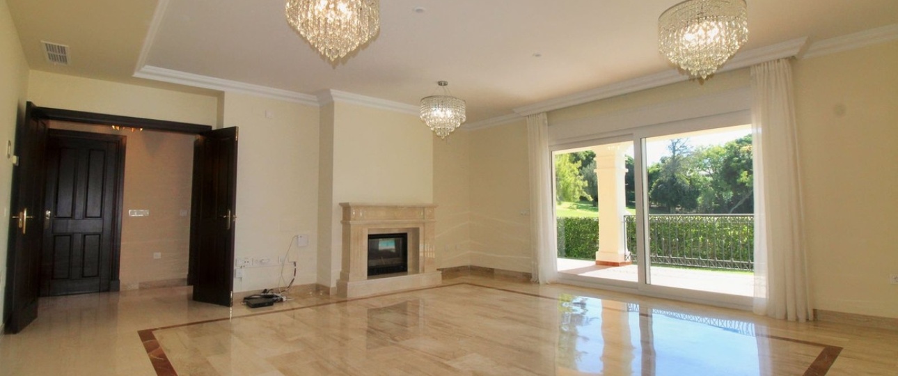 Resale - Villa - Marbella - Guadalmina Alta