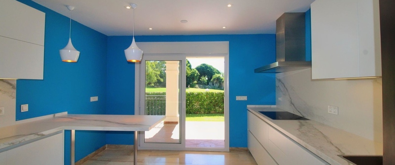 Resale - Villa - Marbella - Guadalmina Alta