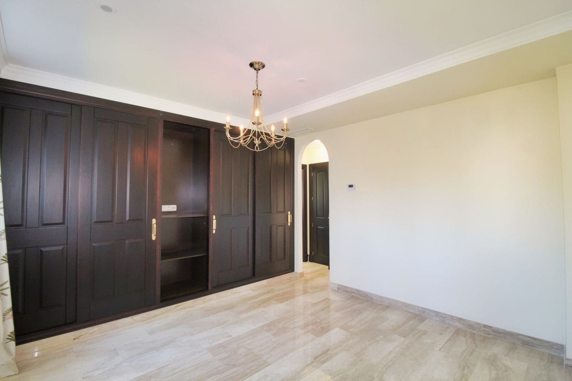 Resale - Villa - Marbella - Guadalmina Alta