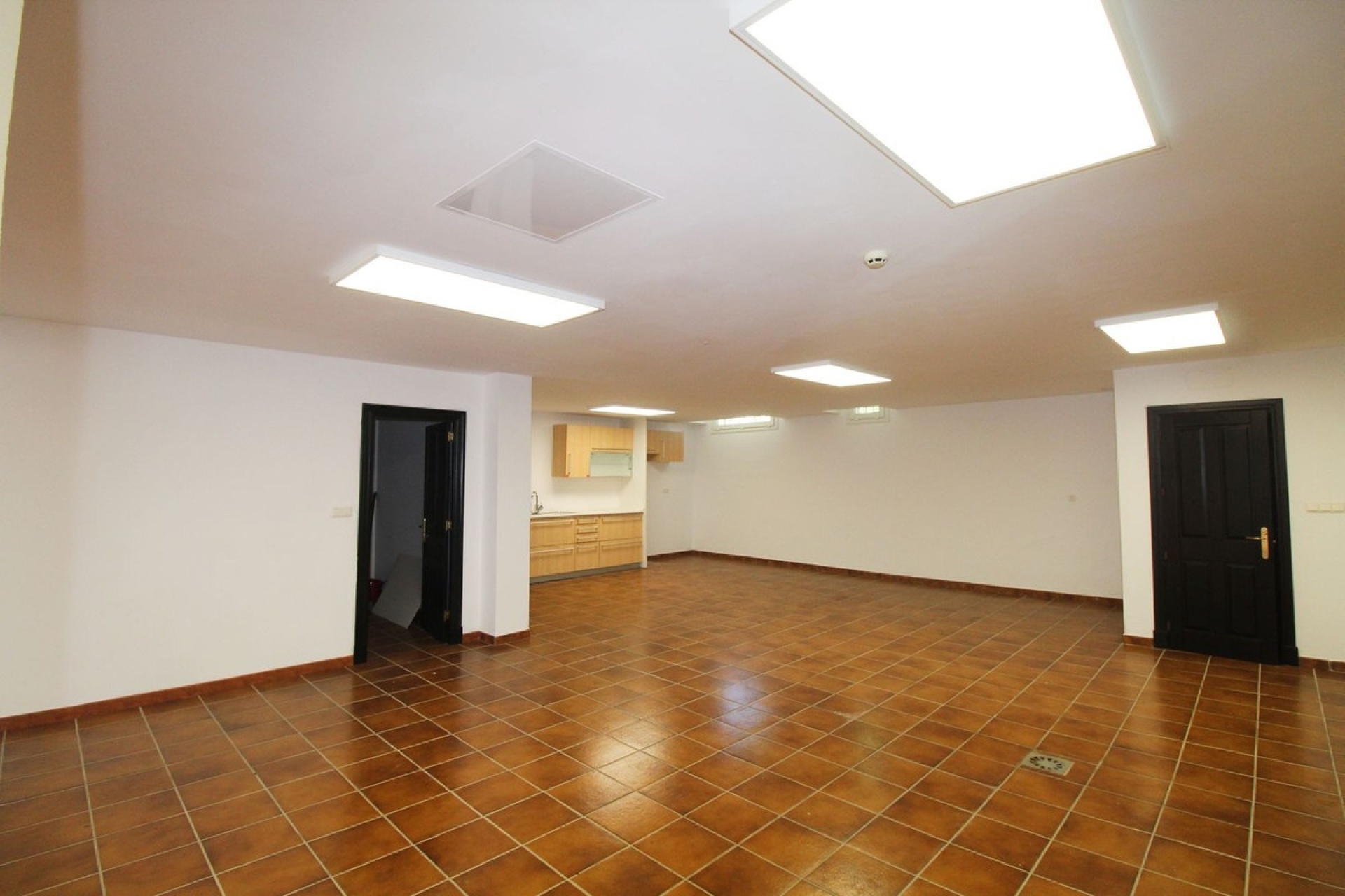Resale - Villa - Marbella - Guadalmina Alta