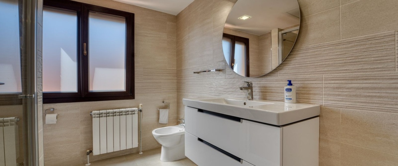 Resale - Villa - Marbella - Guadalmina Alta