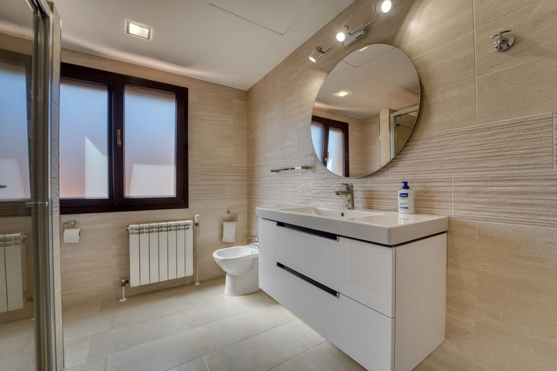 Resale - Villa - Marbella - Guadalmina Alta