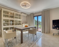Resale - Villa - Marbella - Guadalmina Alta
