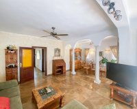 Resale - Villa - Marbella - Guadalmina Alta