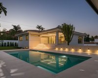 Resale - Villa - Marbella - Guadalmina Alta
