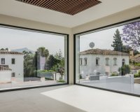 Resale - Villa - Marbella - Guadalmina Alta