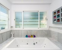 Resale - Villa - Marbella - Guadalmina Baja