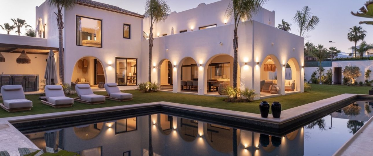 Resale - Villa - Marbella - Guadalmina Baja