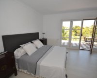 Resale - Villa - Marbella - Guadalmina Baja