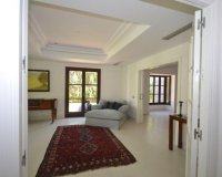 Resale - Villa - Marbella - Guadalmina Baja
